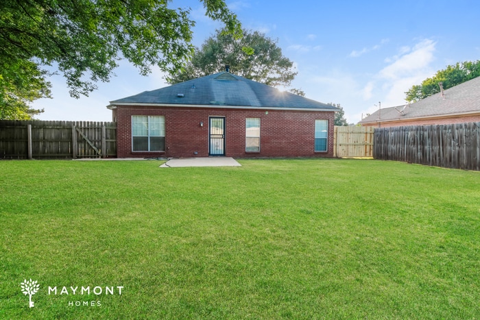 Photo - 718 Sandy Ridge Ct
