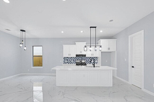 Photo - 90 Burress St