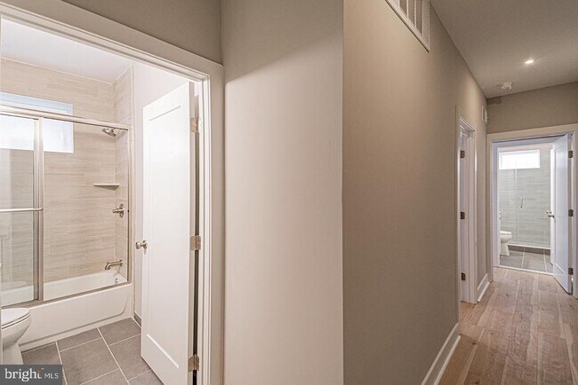 Photo - 5412 Chancellor St Unit 1