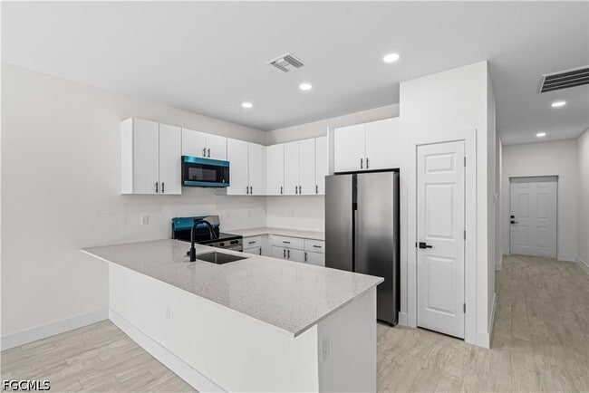 Photo - 2222 Kenneth Ave S