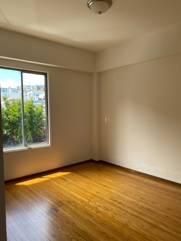 Photo - 1208 Powell St Unit 6