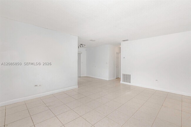 Photo - 2631 Alcazar Dr