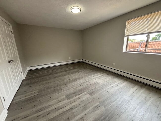 Photo - Harvard Street Apartments