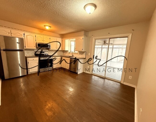 Photo - 16518 East 35th St S