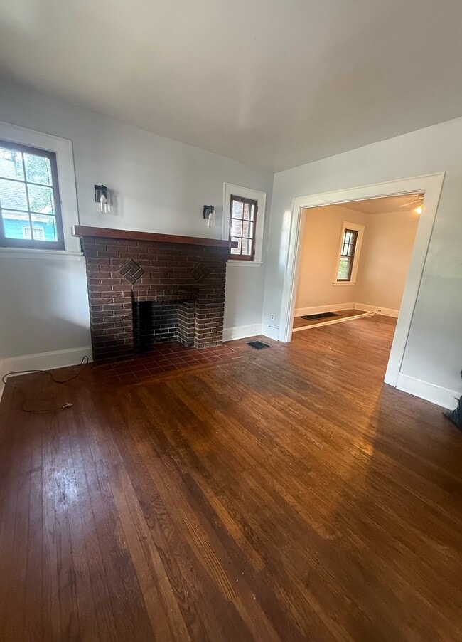 Building Photo - 1224 Sliker Ave Unit 1 Rental