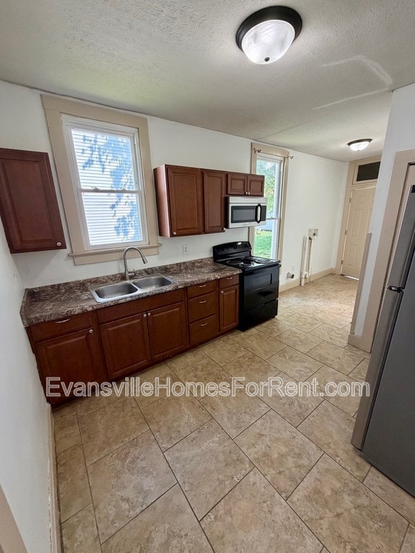 Photo - 924 SE 6th St