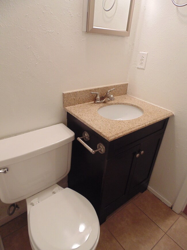 Photo - 3607MR Unit A