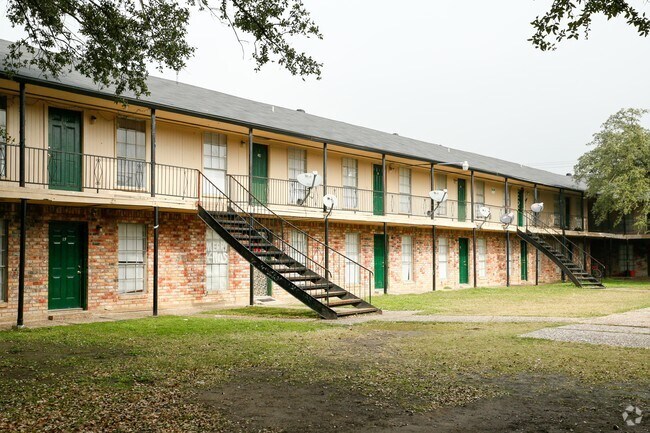 Lenora Apartments - Lenora Apartments