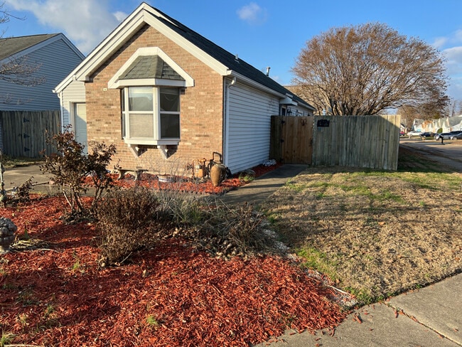 Photo - 5946 Crossfield Dr