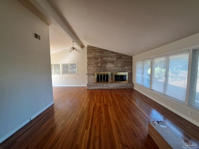 Photo - 8598 Meadowbrook Dr