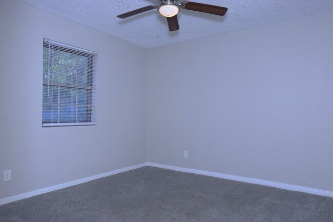 Photo - 1117 County Rd 515