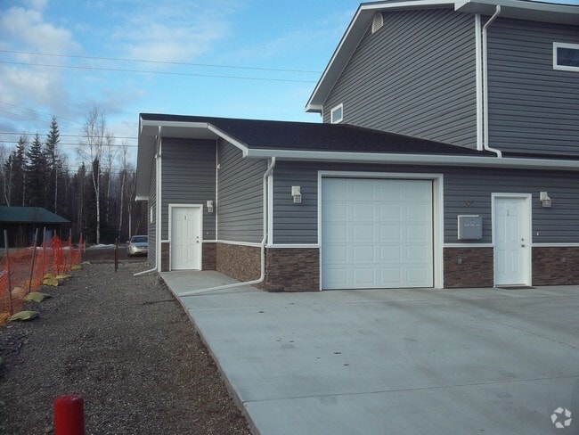Building Photo - 705 Ouida Way Unit 3 Rental