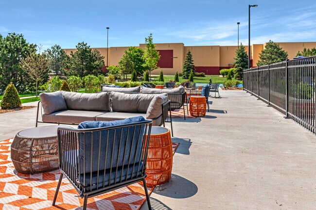 Outdoor Seating Area - Clubhouse