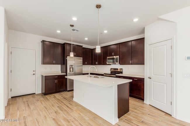 Photo - 1871 E Hampton Ln