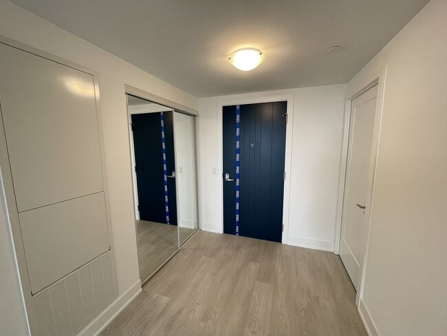 Photo - 2545-2545 Simcoe St N