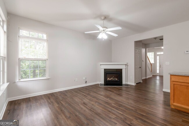 Photo - 1000 Pierce Brennen Dr NE