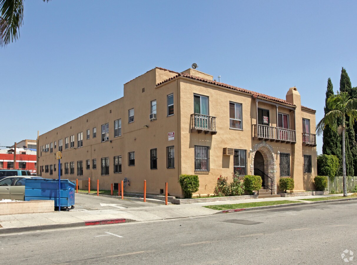 Rugby, ¡alejado 6914 - 6914 Rugby Ave