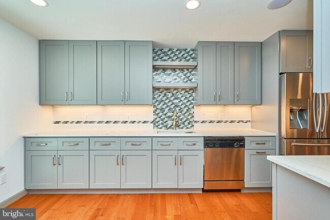 Photo - 5810 Bunker Woods Ln