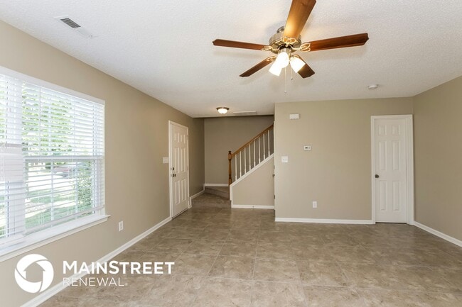 Photo - 6020 Veckman Ct