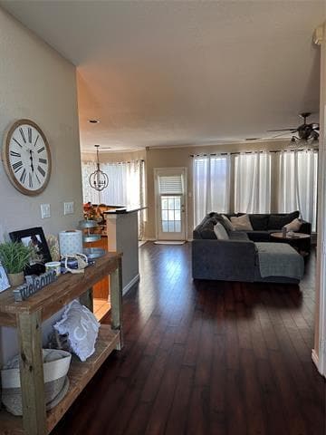 Photo - 609 Saddleback Ln