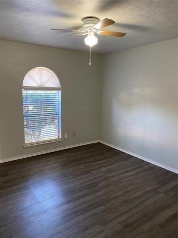 Photo - 546 Cumberland Dr