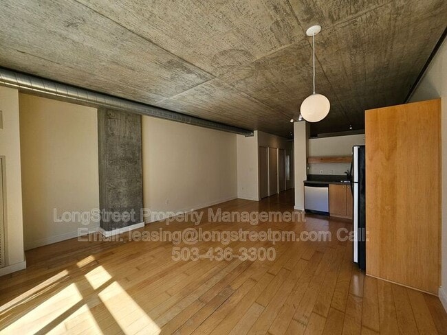 Photo - 1926 W Burnside St Unit 1108