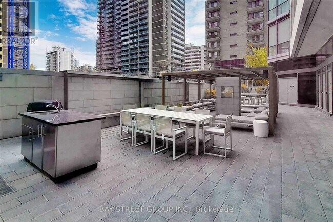 Photo - 45 Charles St E Unité 3608