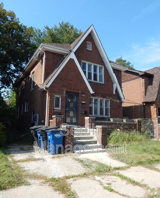 Building Photo - 17331 Quincy St Rental
