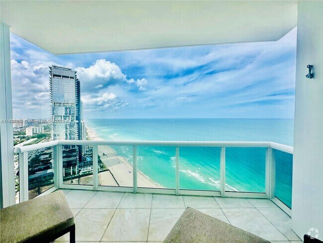 Building Photo - 18201 Collins Ave Unit 4508 Rental