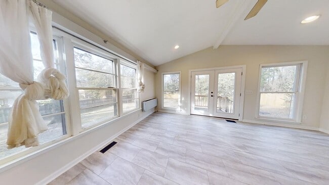 Photo - Cute one level home inside the Loop