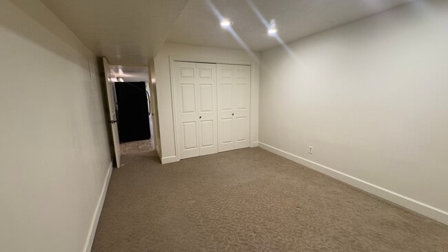 441 Canyon Estates Dr Unidad East Bench Walkout Apartment