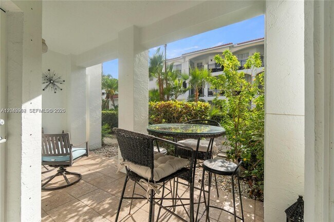 Photo - 3235 NE 184th St Unidad 11103