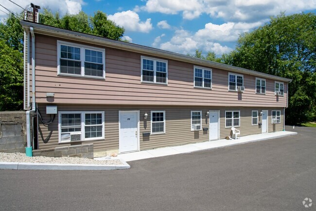 Building Photo - Two Bedroom Apartment