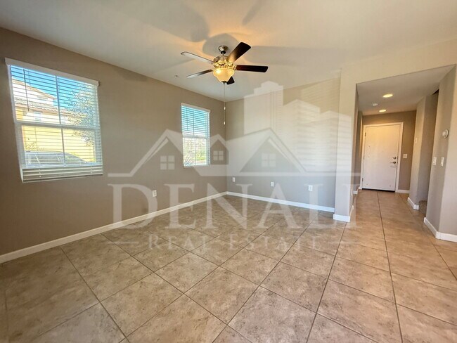Photo - 1255 N Arizona Ave