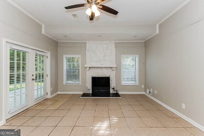 Photo - 3080 Chippewa Dr