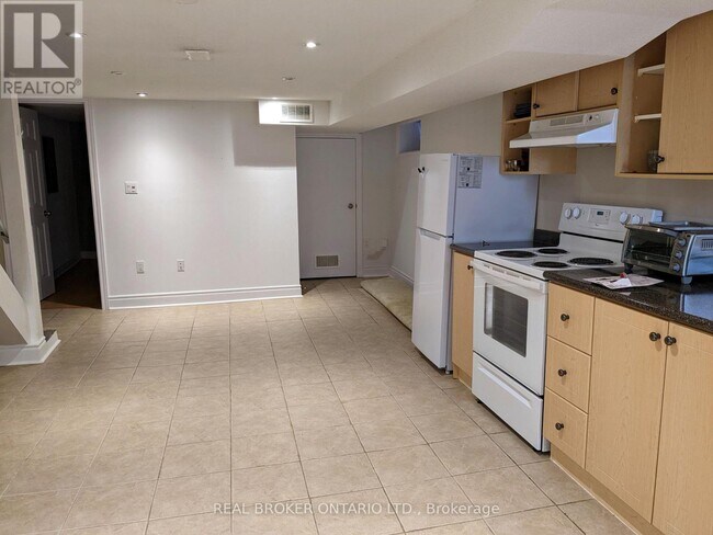 Photo - 48 Kingston Rd