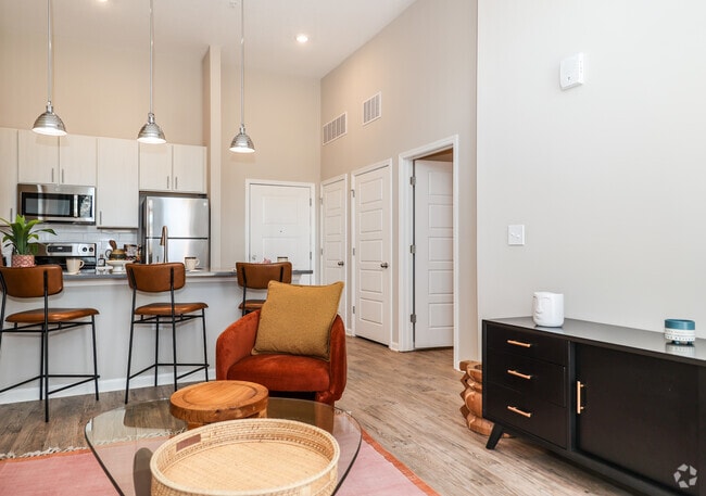 1BR,1BA - Calypso