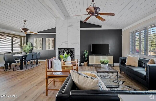 Building Photo - 12210 N 67th St Rental