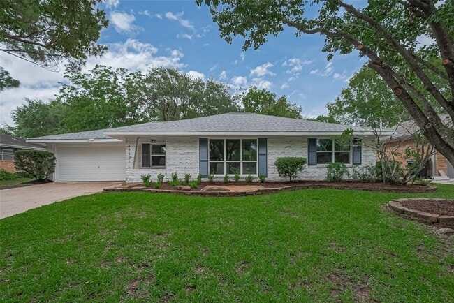 Building Photo - 11431 Landsdowne Dr Rental
