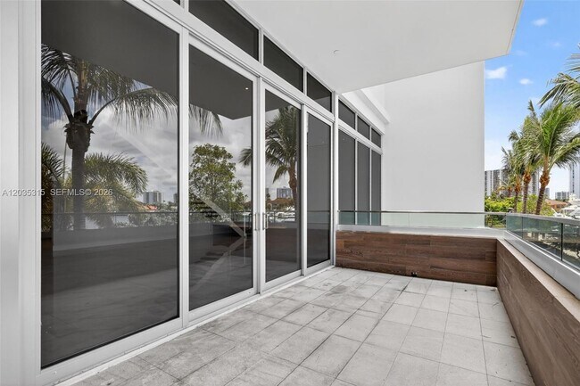 Photo - Yacht Club Way, Aventura, FL 33180 - 4 BR 4.5 BA townhouse
