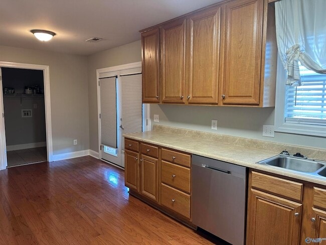 Photo - 101 Fawn Forest Dr