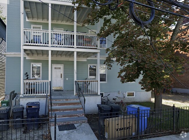 Building Photo - 350 Allston St Unit 2 Rental