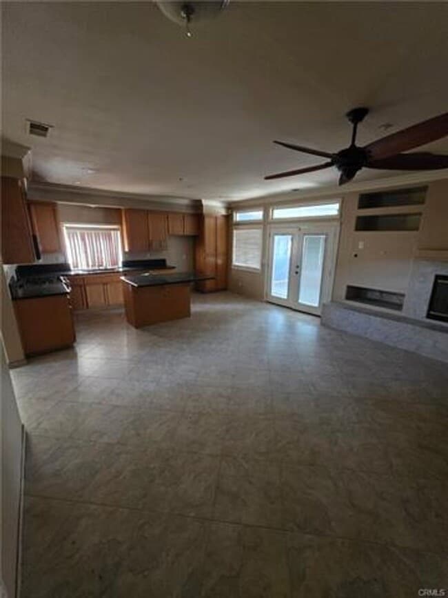 867 Billows Ct