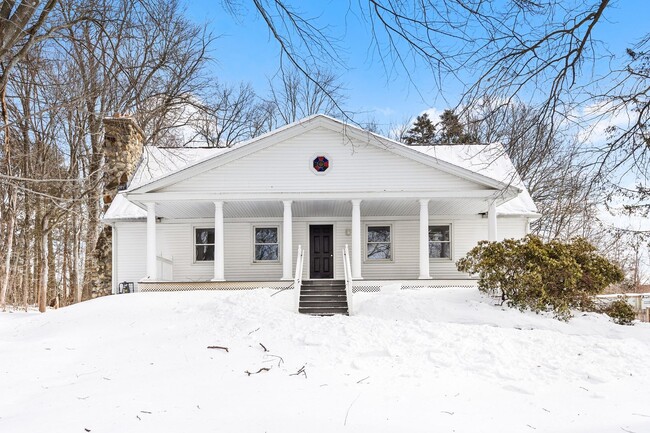 Photo - 17 N Maple St