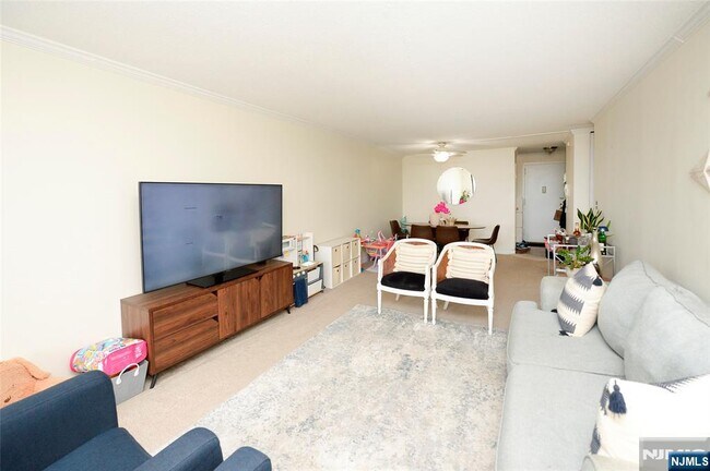 Photo - 235 Prospect Ave Unit 5E