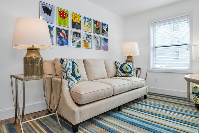 Photo - 48 Wilmot St Unit A-21