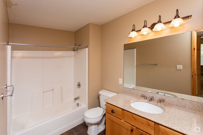 2BR, 2BA - 1,037SF - The Lodge at Pine Lakes