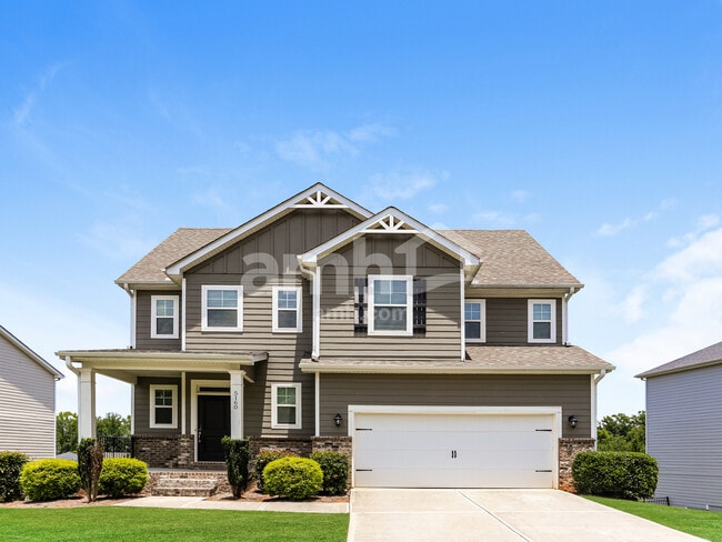Building Photo - 5160 Smithbriar Dr