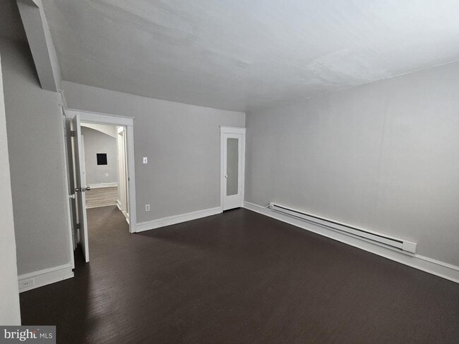 Photo - 5206 Euclid St Unidad 2ND FLOOR