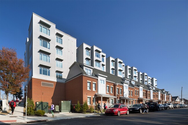Building Photo - The Verge Rental